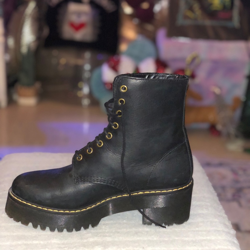 Dr. Marten women’s platform boot